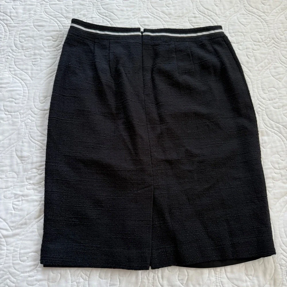Talbots Black Classic Tweed Pencil Skirt Gold Crest Buttons Preppy Career 6P EUC
